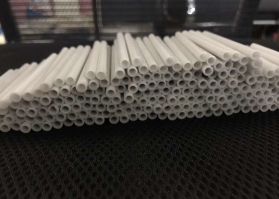 Resistencia de AIN Ceramic Tube With Chemical y fuerza compresiva de 1000-1500MPa