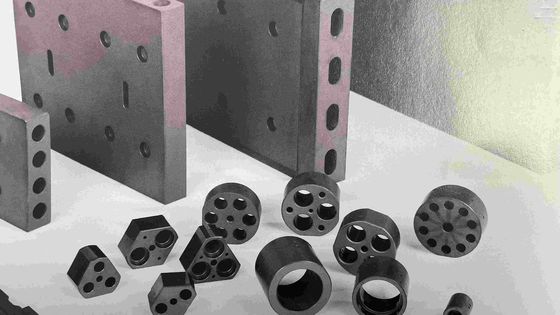 Los componentes de las baterías de acero son los siguientes: