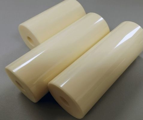 Al2O3 Constantina dieléctrica cerámica 9.6 para un rendimiento superior en cerámica de óxido de aluminio