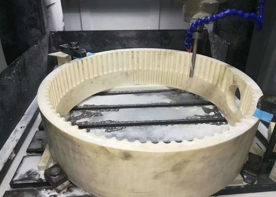 Alta resistencia a la compresión hasta 3000 MPa Cerámica de óxido de aluminio con dureza 9 Mohs